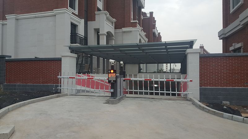 地下停車場車牌識別